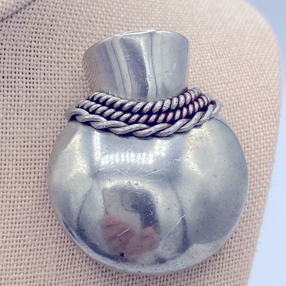 Vintage Posey Holder Brooch Unique Brooch That Can Hold A Flower Silver Tone - Picture 5 of 7